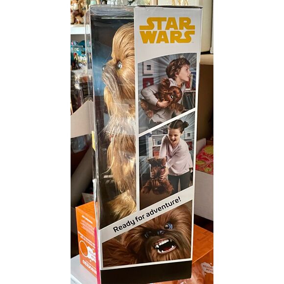 Star Wars FurReal Hasbro Interactive Chewbacca Chewie Talking New in Box - Picture 4 of 12